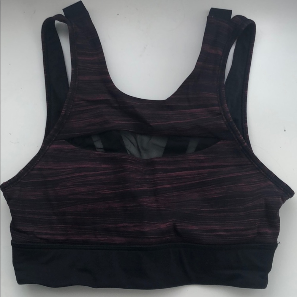 Sports bra